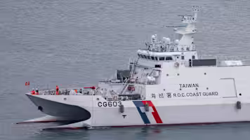 Taiwan, China coast guards in standoff at top of South China Sea