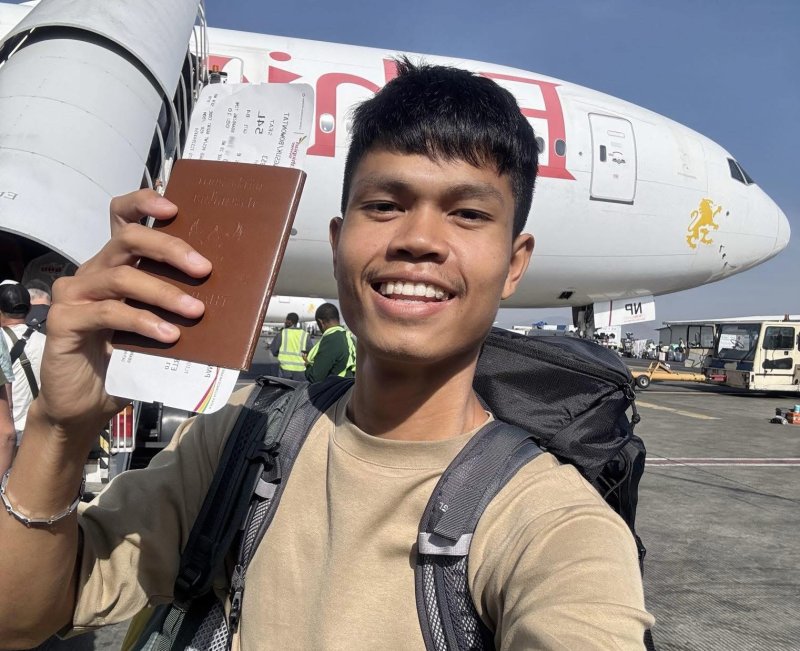 ฮลุน โซโล มีผู้ติดตาม 2.5 ล้านคนบนเฟซบุ๊ก และกว่า 900,000 คนบนช่องยูทูบ ที่เขาจัดแสดงการผจญภัยในการเดินทางของเขา (ภาพ: ฮลุน โซโล่)