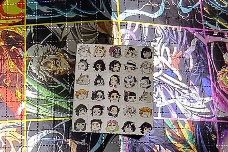 กรมศุลกากรแสดงของกลางแผ่น LSD ที่มีลวดลายการ์ตูนสไตล์มังงะ
