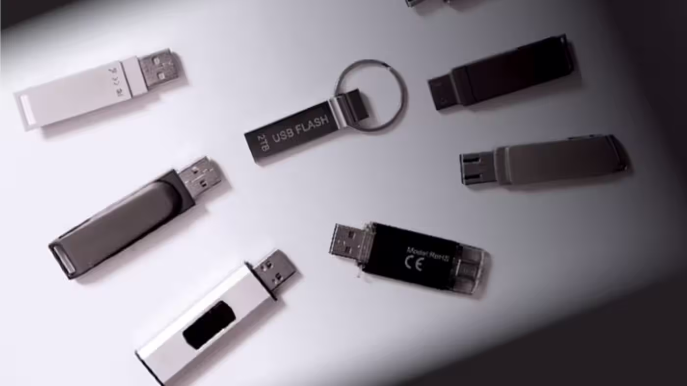 USB drives on Amazon have 20% complaint rate about faked storage
