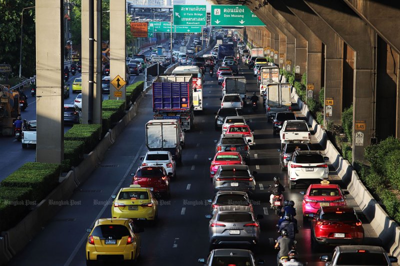 ภาพจากแฟ้มของ Bangkok Post แสดงรถยนต์ไฟฟ้าที่ติดป้ายทะเบียน