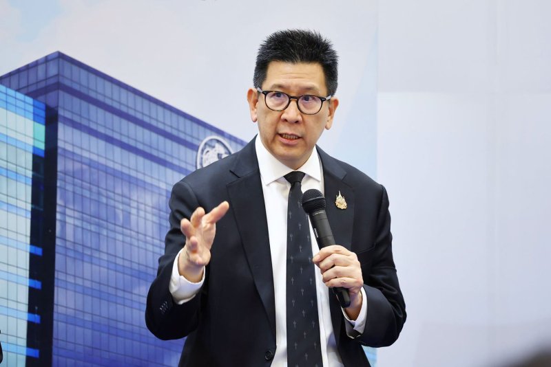 รัฐมนตรีคลัง เอกนิติ นิติธนประภา กล่าวสุนทรพจน์ในการประชุมคณะอนุกรรมการพัฒนาการลงทุนแห่งชาติชุดใหม่เมื่อวันศุกร์ (ภาพ: กระทรวงการคลัง)