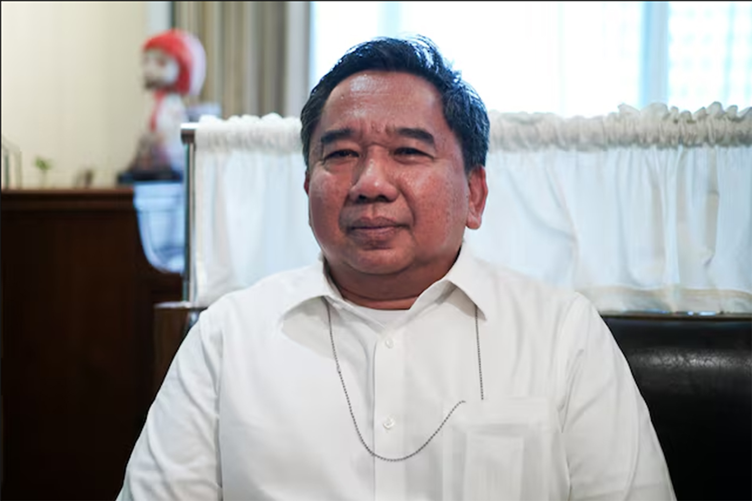 นายธนัตถ์ สุวรรณนันทน์ ผู้อำนวยการสำนักข่าวกรองแห่งชาติของไทย