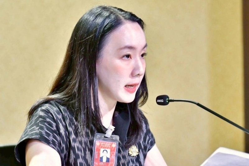 ลลิดา เพอร์สวิวัฒนา รองโฆษกรัฐบาล