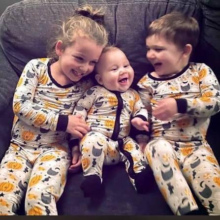 Cora อายุ 5 ขวบ Callan อายุ 8 เดือน และ Dawson อายุ 3 ขวบ