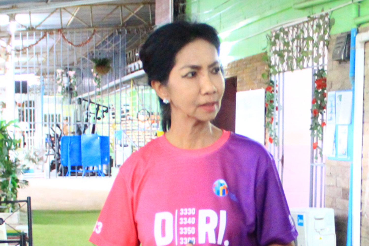 นางยิ่งพรเสริมสิริ หรือที่รู้จักกันในชื่อ “เหมียว” อดีตพยาบาลเจ้าของสถานดูแลผู้สูงอายุโสธรชัย