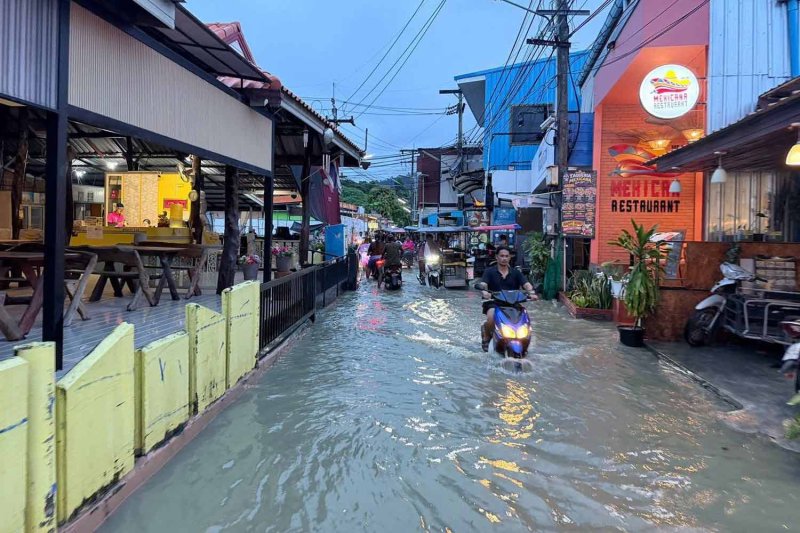 สถานการณ์น้ำท่วมในอำเภอเมืองสตูลเมื่อวันอังคาร กรมประชาสัมพันธ์
