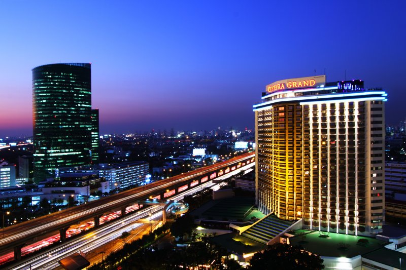 โรงแรมเซ็นทารา แกรนด์ แอท เซ็นทรัลพลาซา ลาดพร้าว กรุงเทพฯ