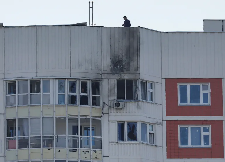 โดรนหลายลำโจมตีอาคารหลายแห่งในกรุงมอสโก รัสเซีย