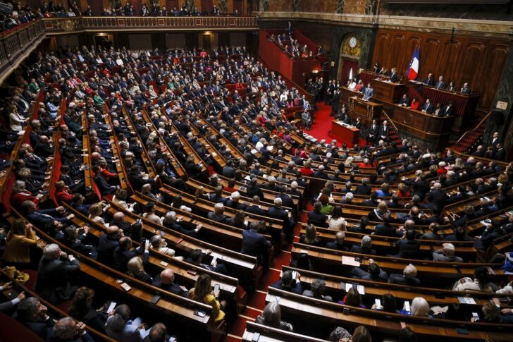 รัฐสภาฝรั่งเศสรับรอง ‘การทำแท้ง’ เป็นสิทธิตามรัฐธรรมนูญ