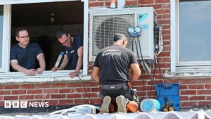 air-conditioning-political-divide-france-hottest-day