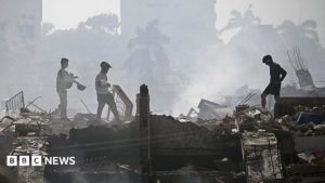 rescuers-search-venezuela-earthquake-survivors