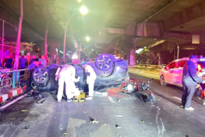 driver-motorcyclist-injured-after-ev-plunges-off-bangkok-expressway