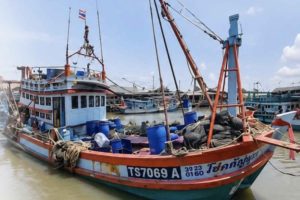fishing-boat-missing-speedboat-sinks-trat-gulf-of-thailand