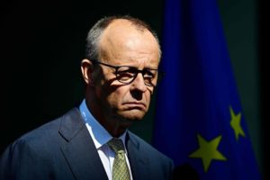german-government-pledges-to-defend-trade-signalling-tougher-china-stance