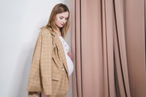 japanese-mayor-maternity-leave-debate