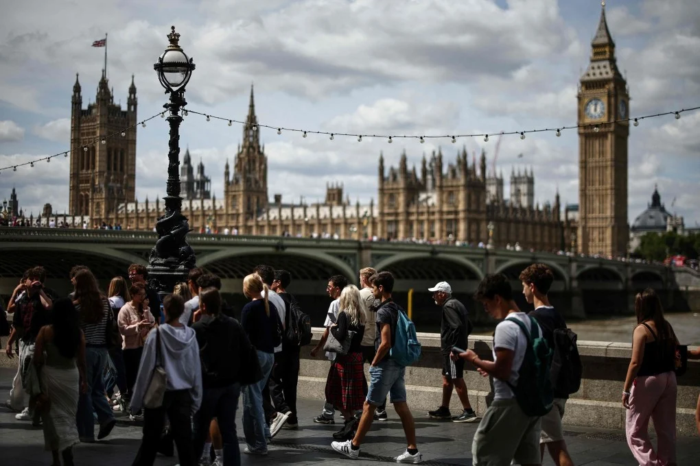 london-crime-rate-falls-mayor-blasts-negative-stories