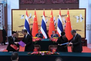 sihasak-hails-pm-historic-china-visit