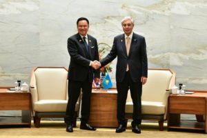 thai-pm-pitches-kazakhstan-asean-gateway