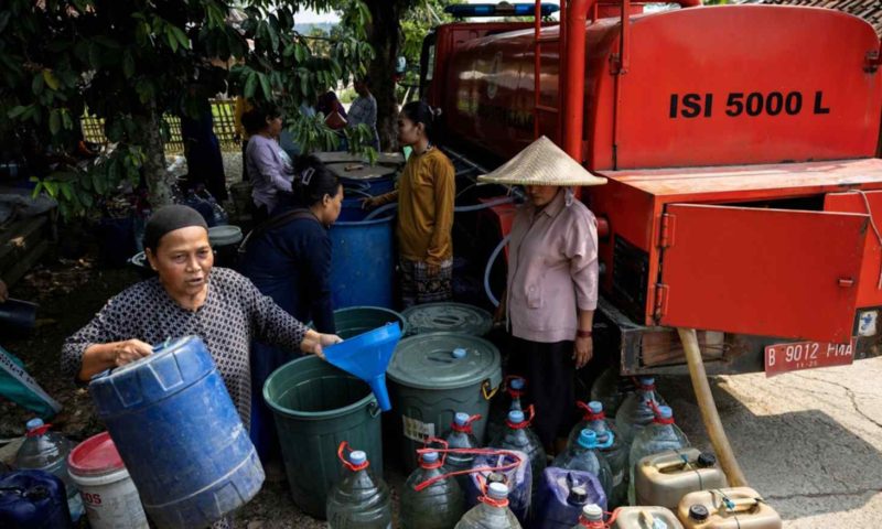 ข้าวไทย, อ้อยอินเดีย: สัญญาณแรกของผลกระทบเอลนีโญ