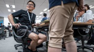 tokyo-men-shorts-work-leg-hair-harassment